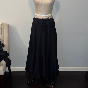 SEA BREEZE OF CALIFORNIA
Women's High Waisted Skirt.  Maxi Skirt with Swirl 1X